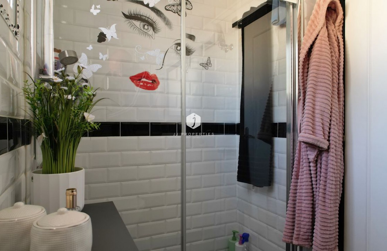 Resale - Apartment / flat -
Rojales - Inland