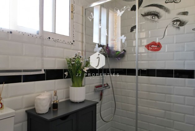 Resale - Apartment / flat -
Rojales - Inland