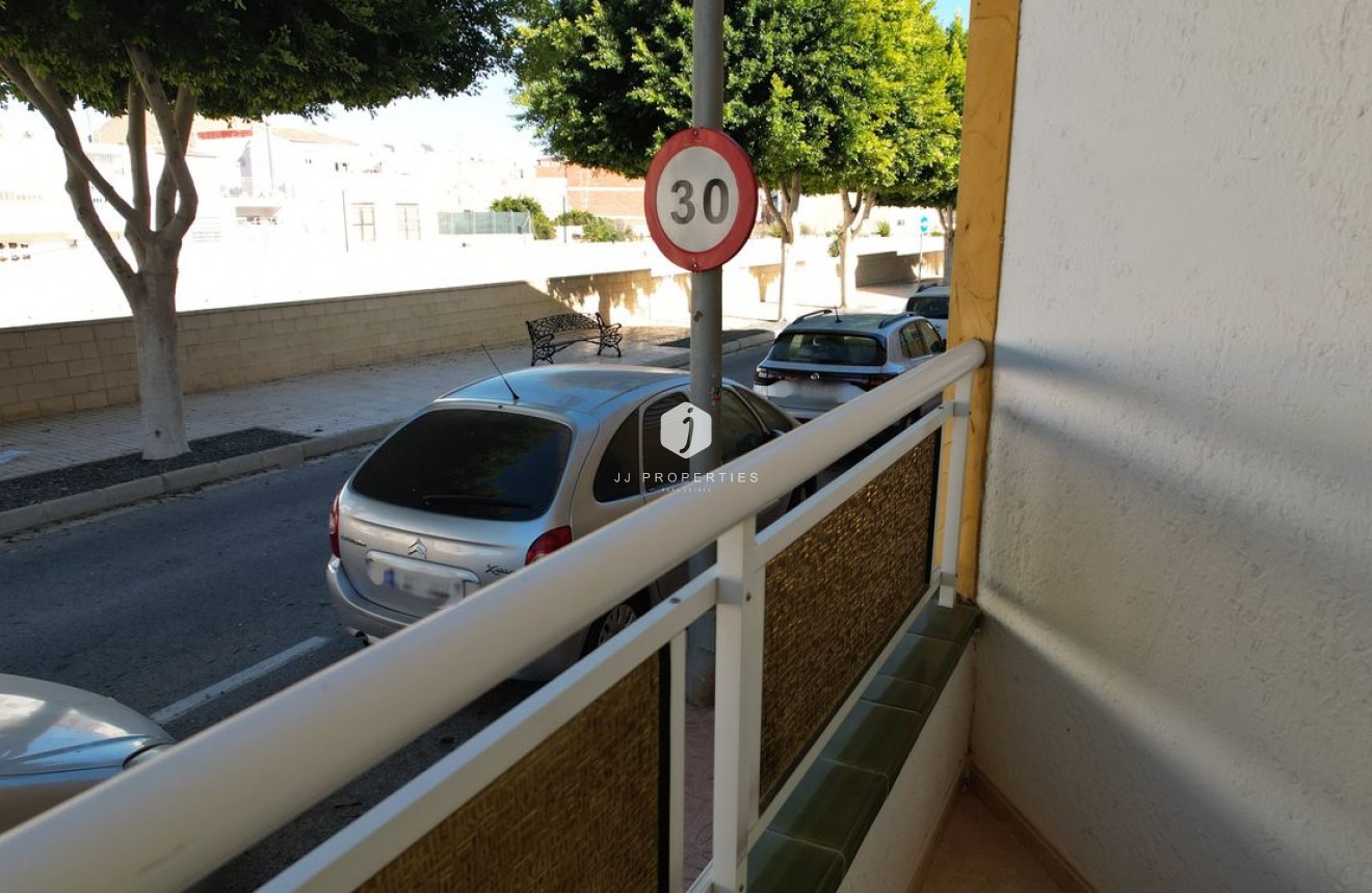 Resale - Apartment / flat -
Rojales - Inland