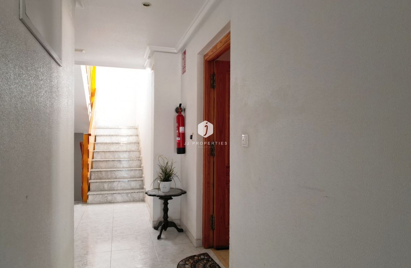 Resale - Apartment / flat -
Rojales - Inland