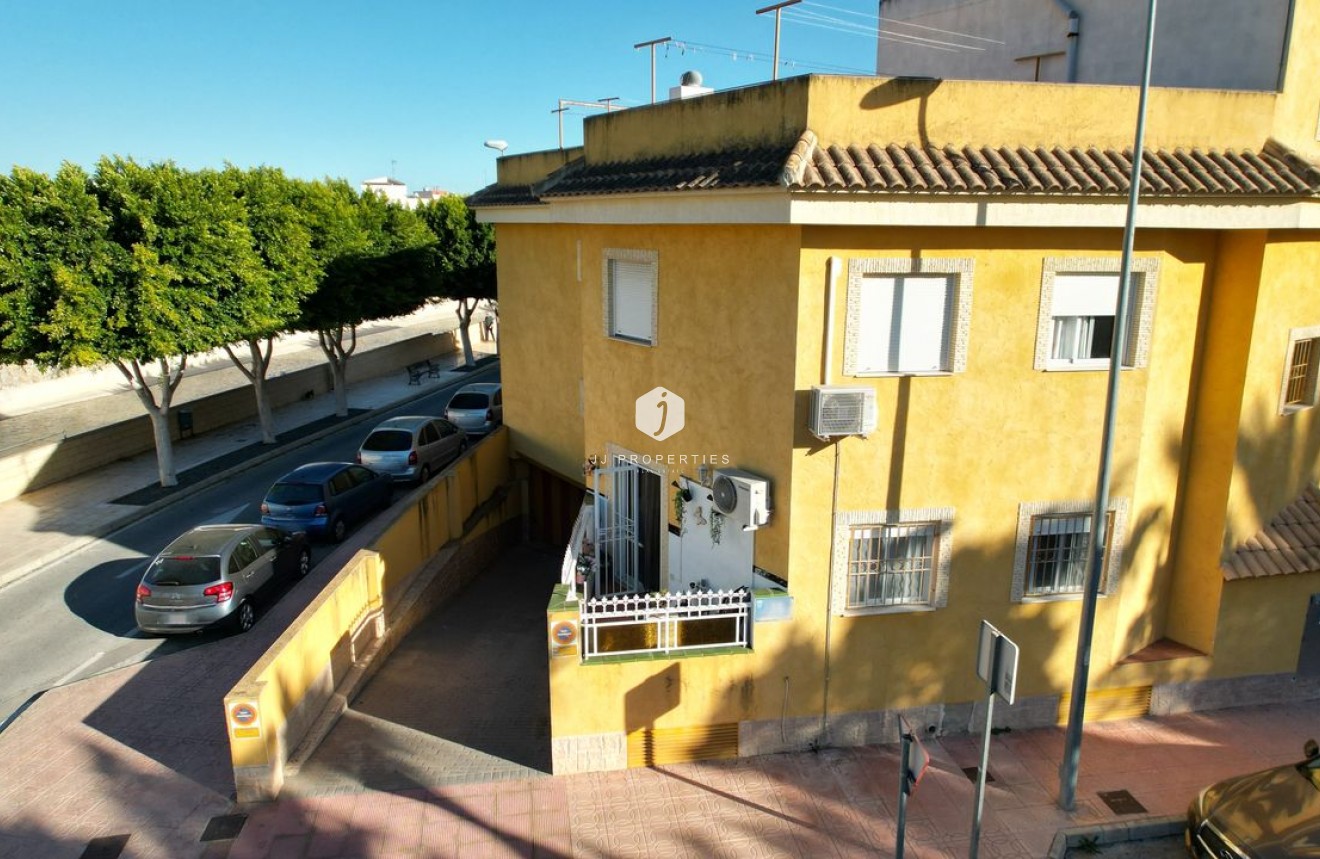 Resale - Apartment / flat -
Rojales - Inland