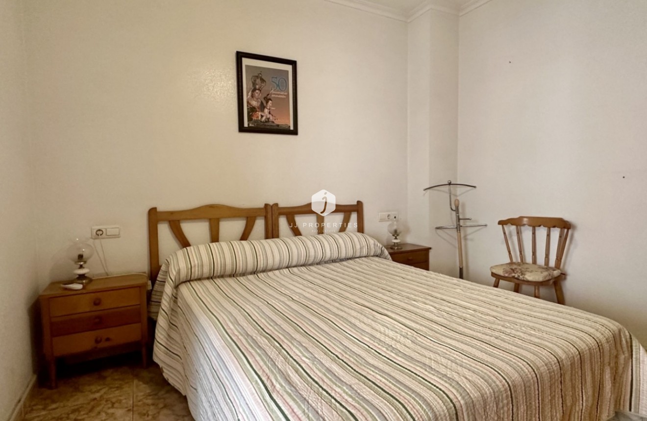 Resale - Apartment / flat -
Torrevieja - Costa Blanca