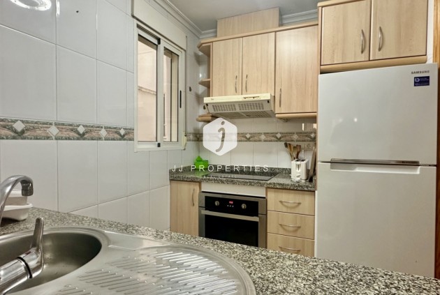 Resale - Apartment / flat -
Torrevieja - Costa Blanca