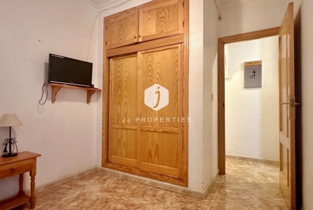 Resale - Apartment / flat -
Torrevieja - Costa Blanca