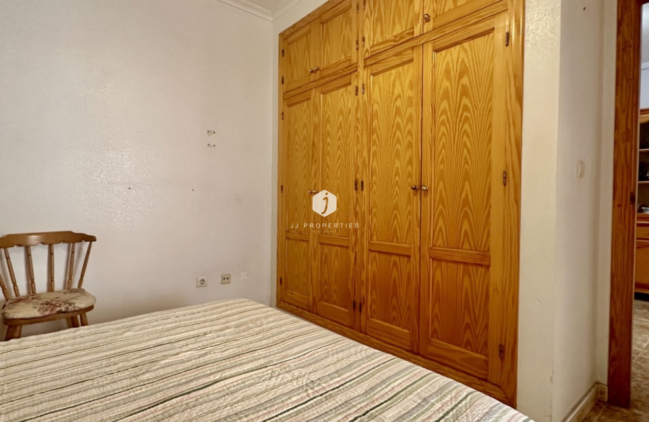 Resale - Apartment / flat -
Torrevieja - Costa Blanca