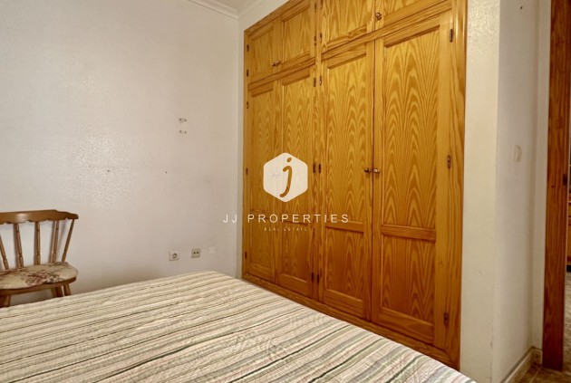 Resale - Apartment / flat -
Torrevieja - Costa Blanca