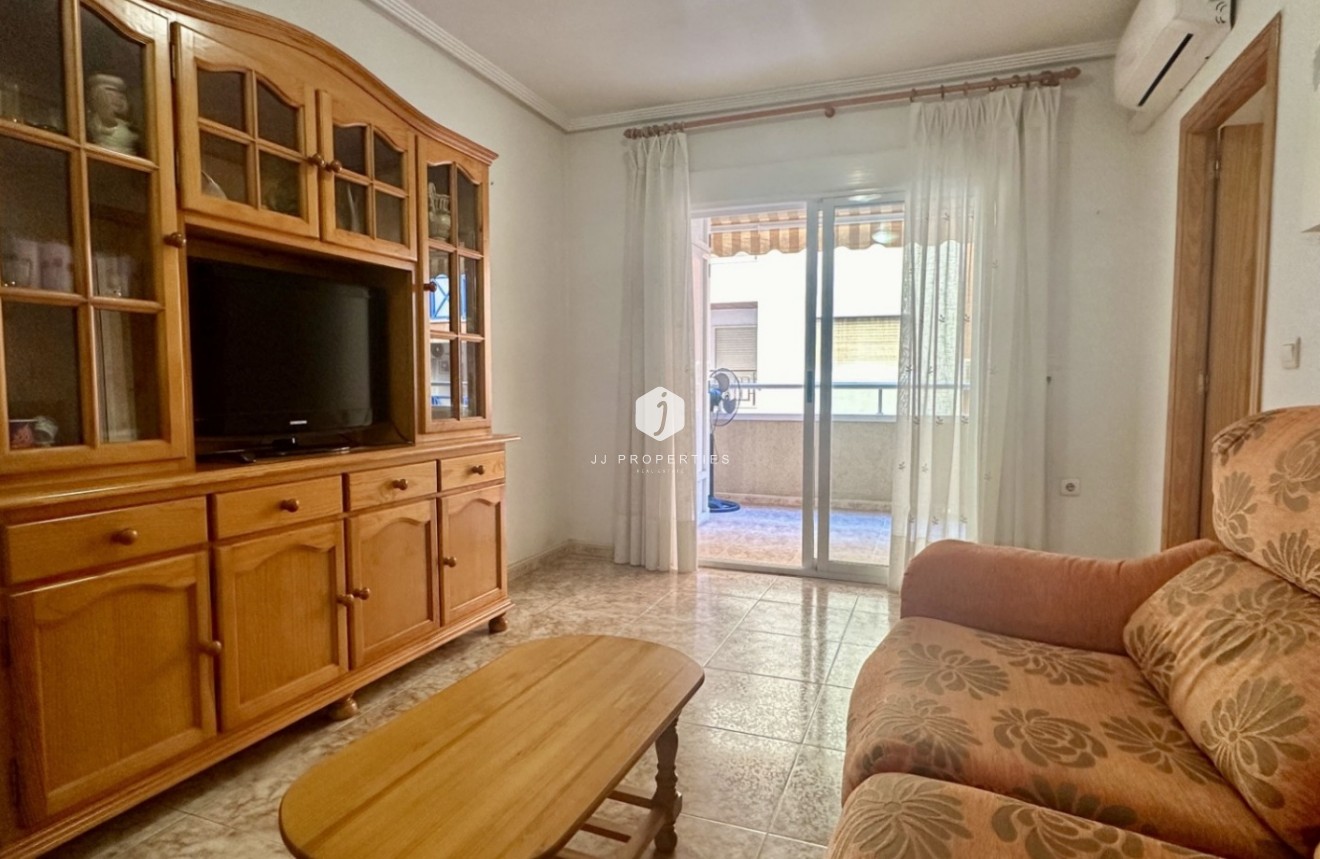 Resale - Apartment / flat -
Torrevieja - Costa Blanca