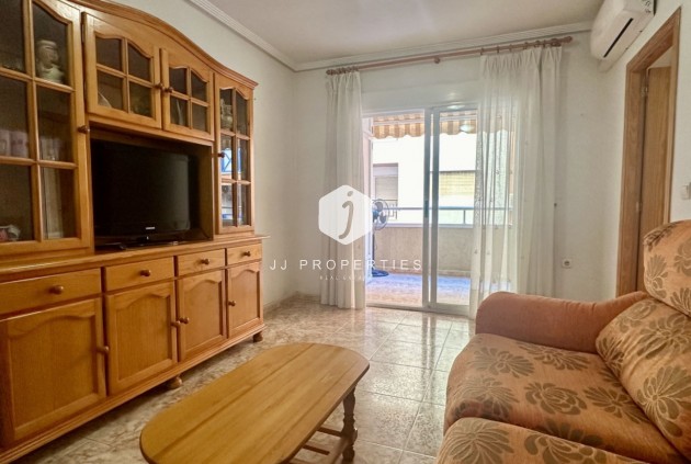 Resale - Apartment / flat -
Torrevieja - Costa Blanca