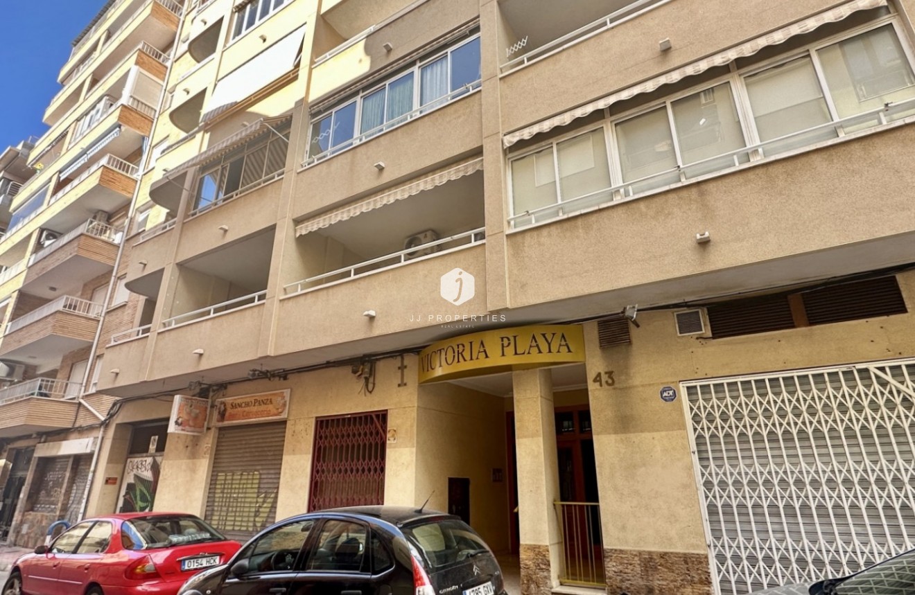 Resale - Apartment / flat -
Torrevieja - Costa Blanca