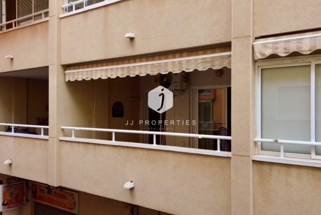 Resale - Apartment / flat -
Torrevieja - Costa Blanca
