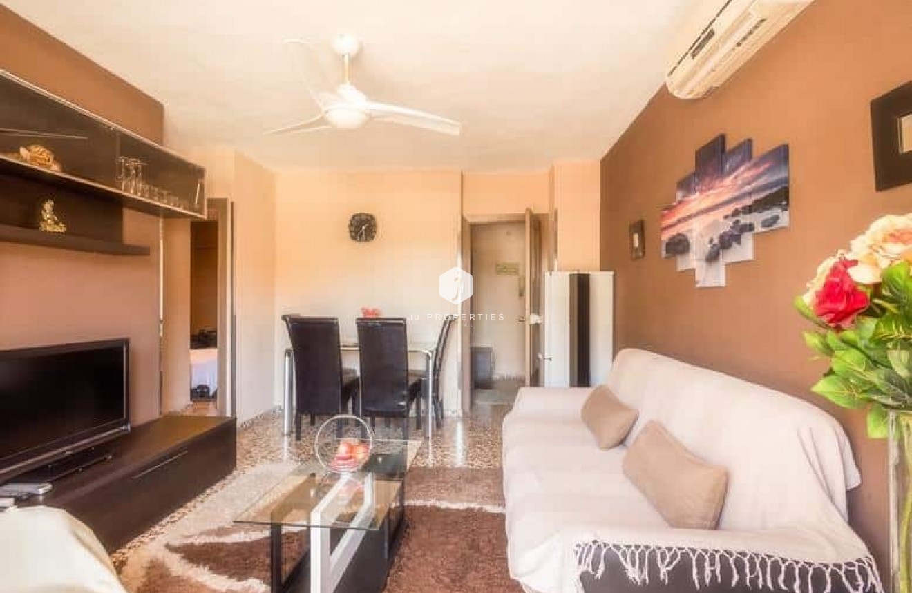 Resale - Apartment / flat -
Punta Prima - Costa Blanca