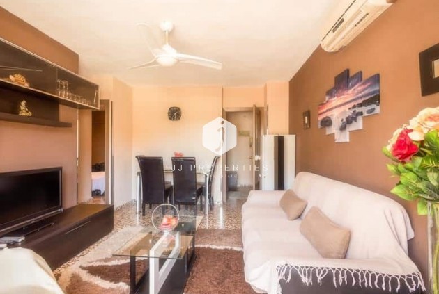 Resale - Apartment / flat -
Punta Prima - Costa Blanca