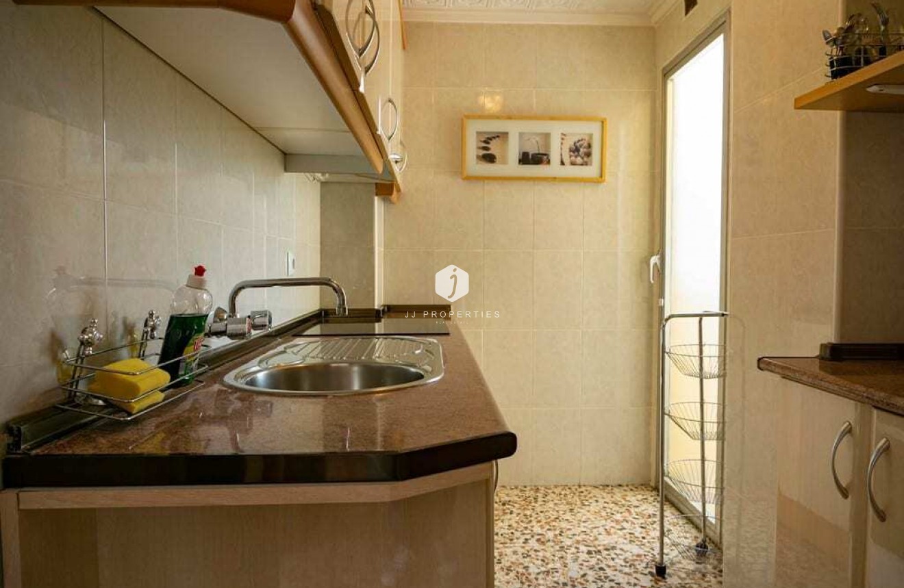 Resale - Apartment / flat -
Punta Prima - Costa Blanca