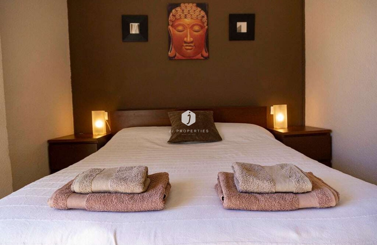 Resale - Apartment / flat -
Punta Prima - Costa Blanca