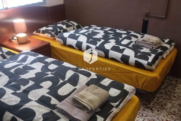 Resale - Apartment / flat -
Punta Prima - Costa Blanca