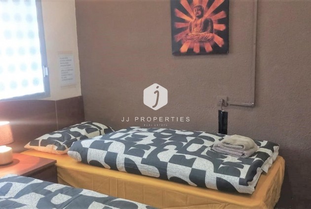 Resale - Apartment / flat -
Punta Prima - Costa Blanca