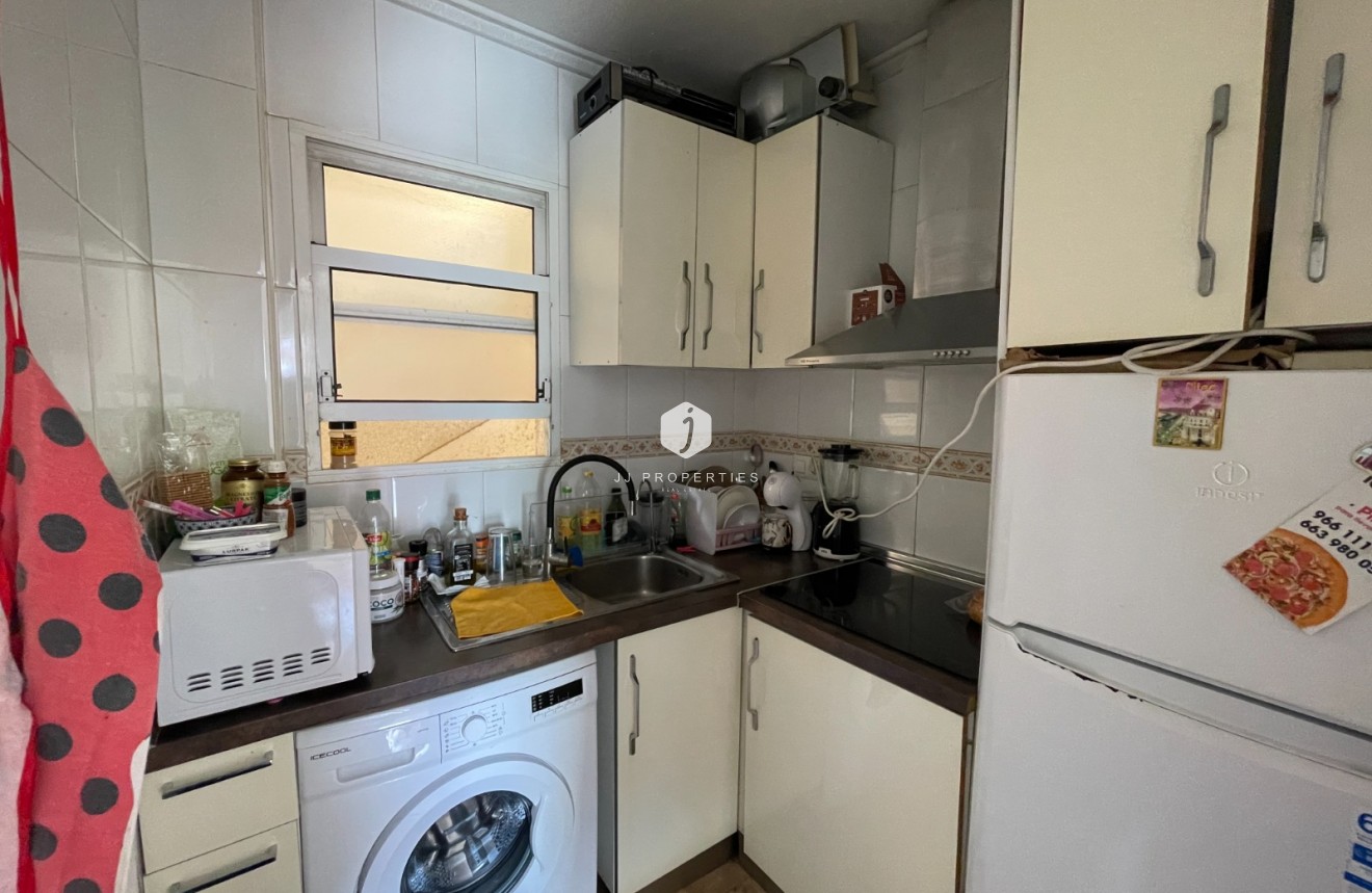 Resale - Apartment / flat -
Torrevieja - Costa Blanca