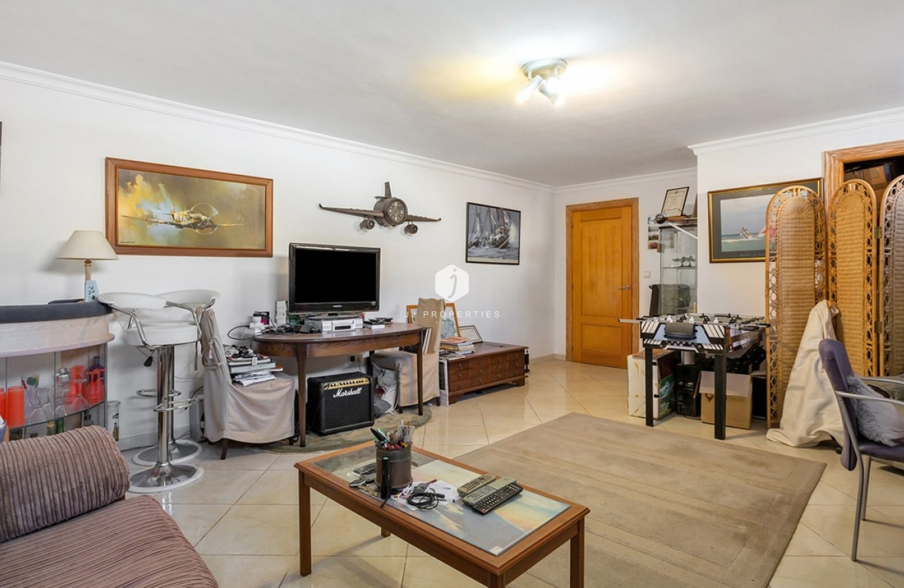 Resale - Villa -
Torrevieja - Los Balcones