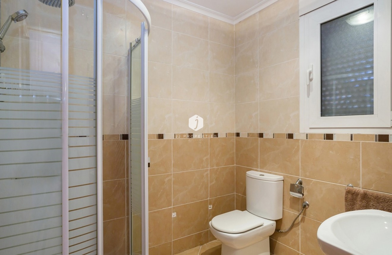 Resale - Villa -
Torrevieja - Los Balcones