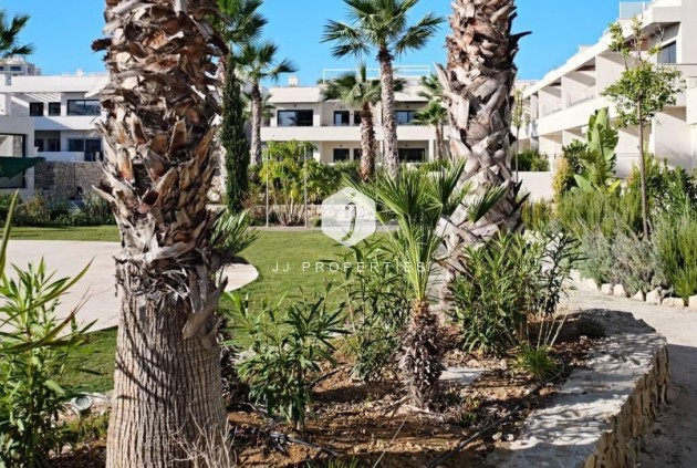 Resale - Apartment / flat -
Torrevieja - Costa Blanca