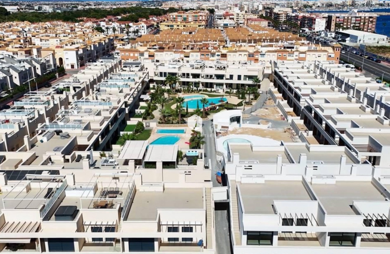 Resale - Apartment / flat -
Torrevieja - Costa Blanca