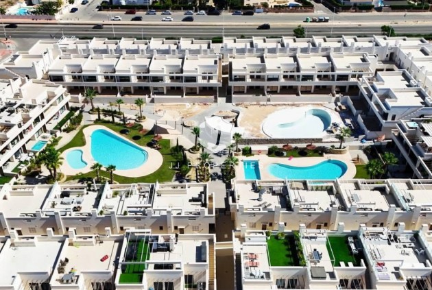 Resale - Apartment / flat -
Torrevieja - Costa Blanca