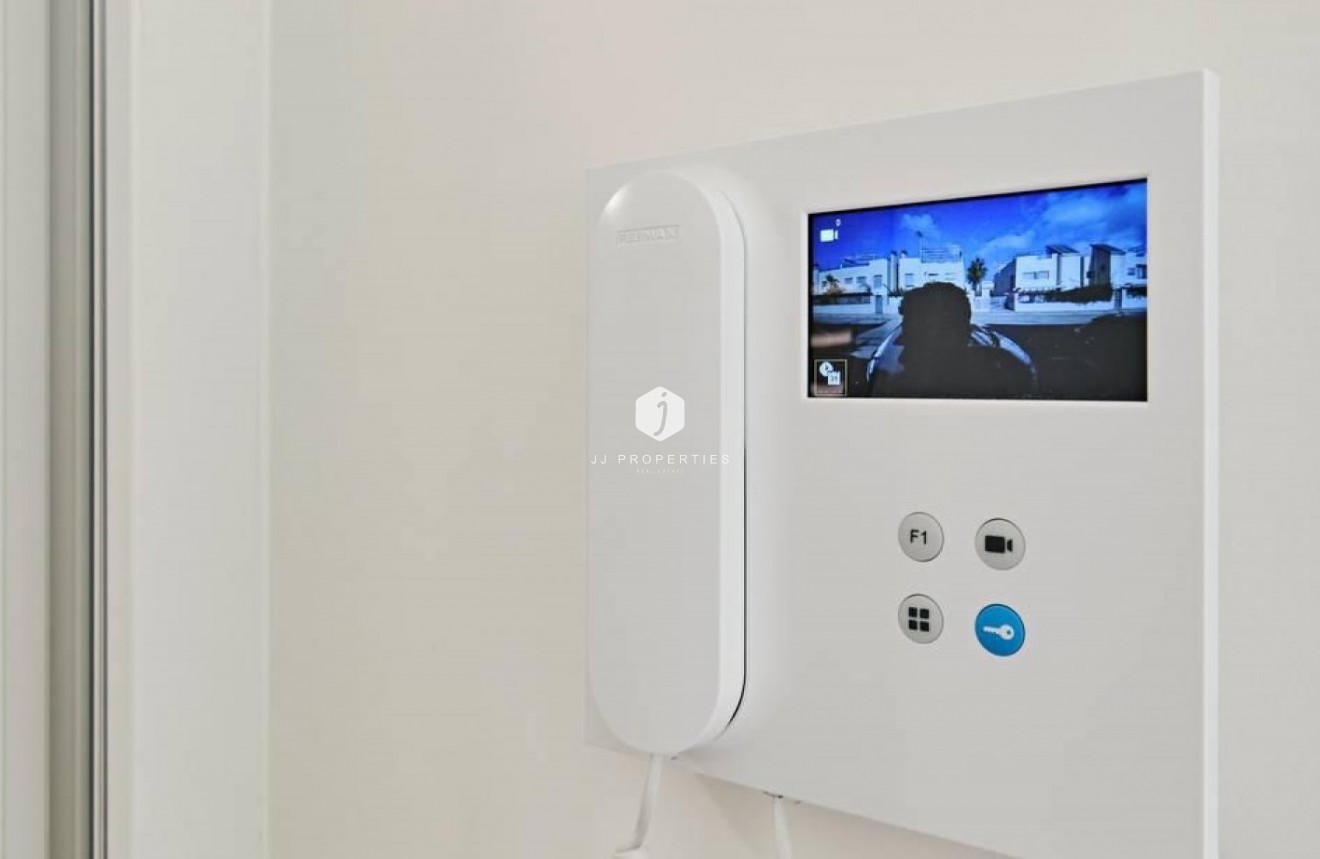 Resale - Apartment / flat -
Torrevieja - Costa Blanca