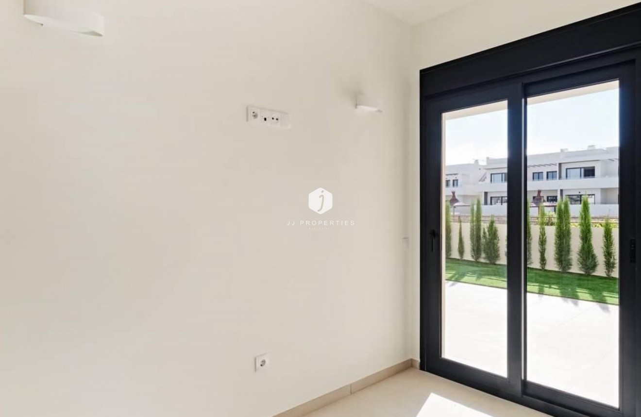 Resale - Apartment / flat -
Torrevieja - Costa Blanca