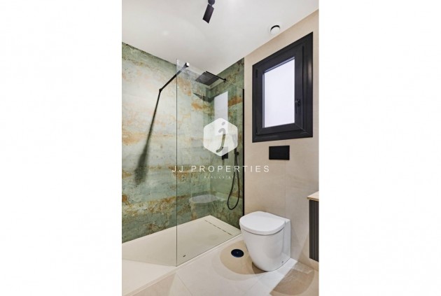 Resale - Apartment / flat -
Torrevieja - Costa Blanca