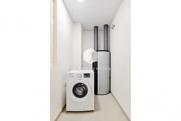 Resale - Apartment / flat -
Torrevieja - Costa Blanca