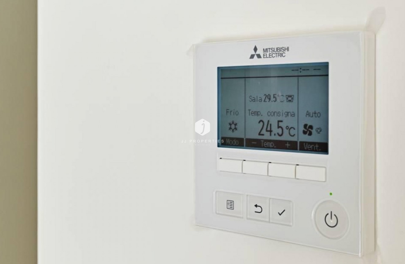 Resale - Apartment / flat -
Torrevieja - Costa Blanca