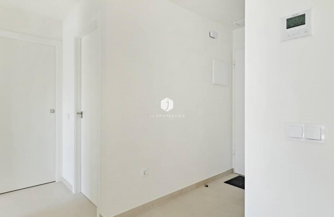 Resale - Apartment / flat -
Torrevieja - Costa Blanca