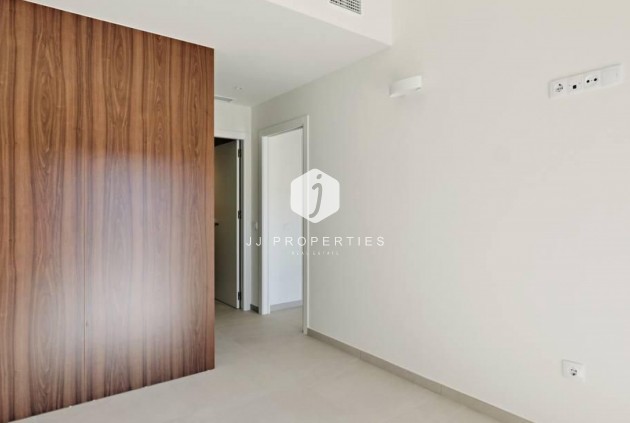 Resale - Apartment / flat -
Torrevieja - Costa Blanca