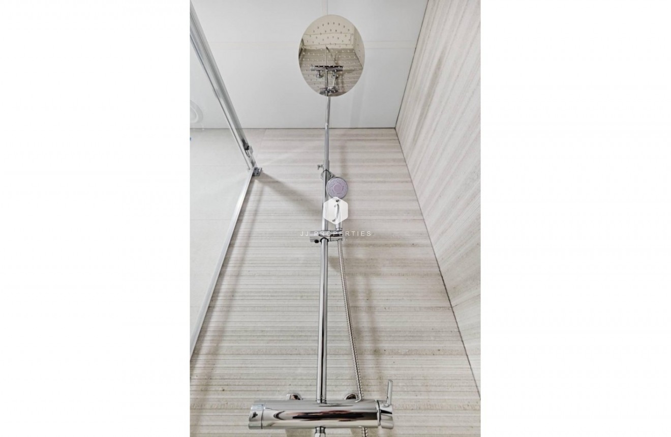 Resale - Apartment / flat -
Torrevieja - Costa Blanca