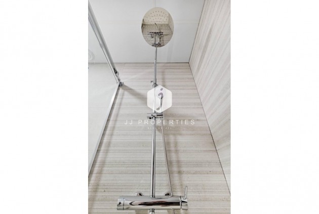 Resale - Apartment / flat -
Torrevieja - Costa Blanca