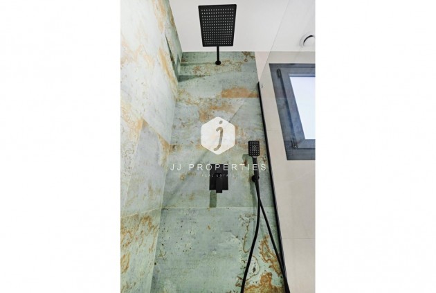 Resale - Apartment / flat -
Torrevieja - Costa Blanca