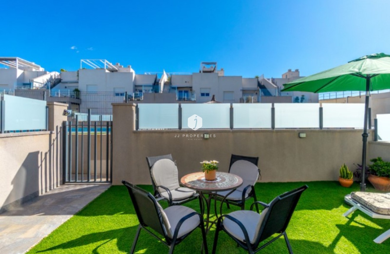 Resale - Apartment / flat -
Torrevieja - Costa Blanca