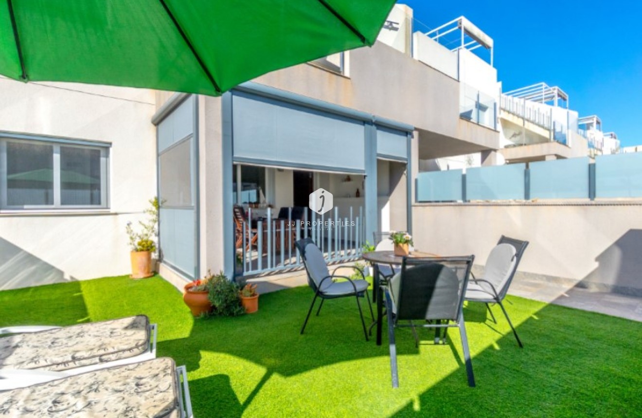 Resale - Apartment / flat -
Torrevieja - Costa Blanca