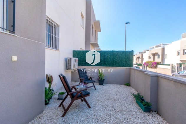 Resale - Apartment / flat -
Torrevieja - Costa Blanca
