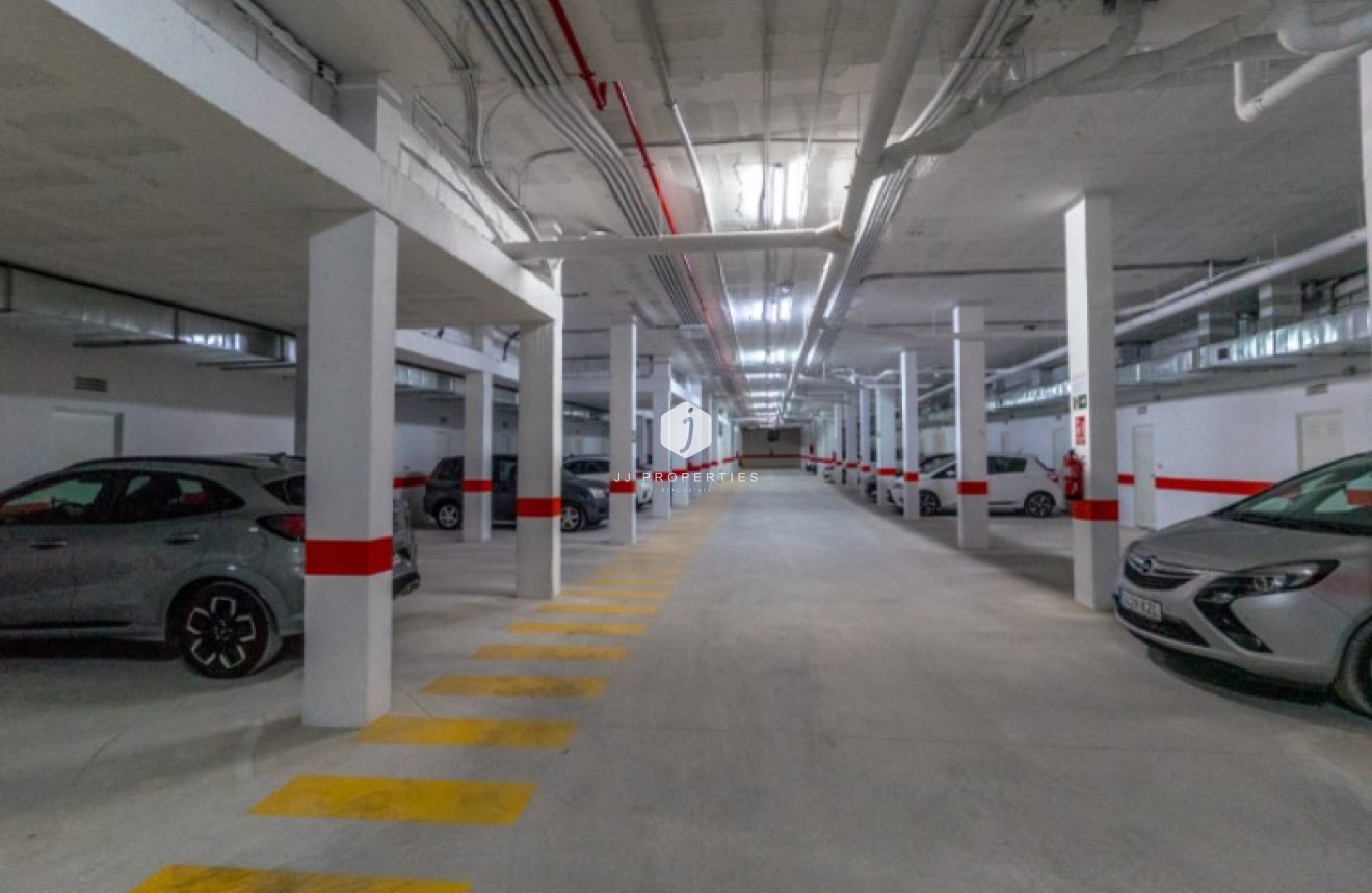 Resale - Apartment / flat -
Torrevieja - Costa Blanca