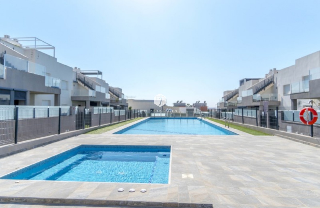 Resale - Apartment / flat -
Torrevieja - Costa Blanca