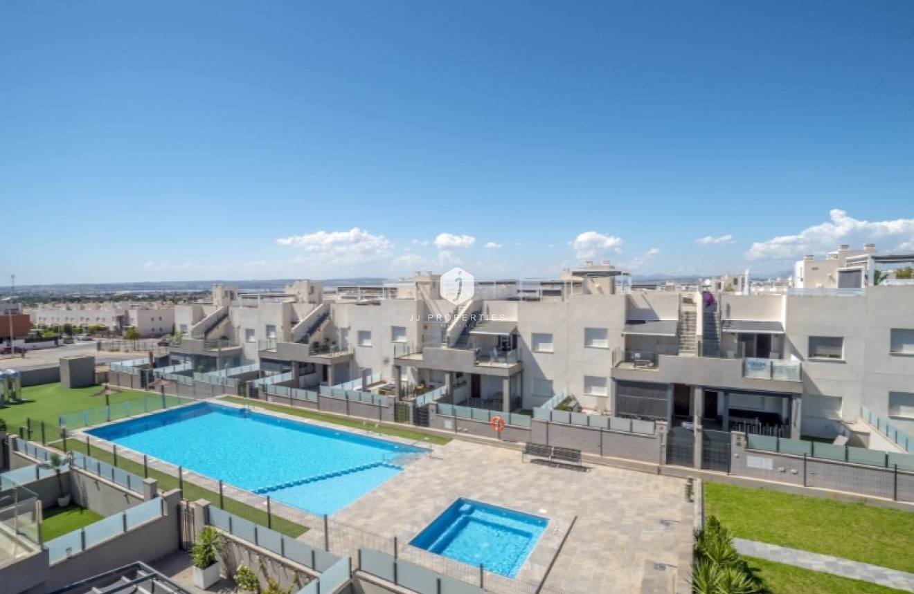 Resale - Apartment / flat -
Torrevieja - Costa Blanca