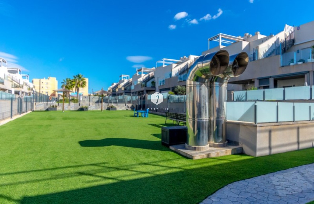 Resale - Apartment / flat -
Torrevieja - Costa Blanca