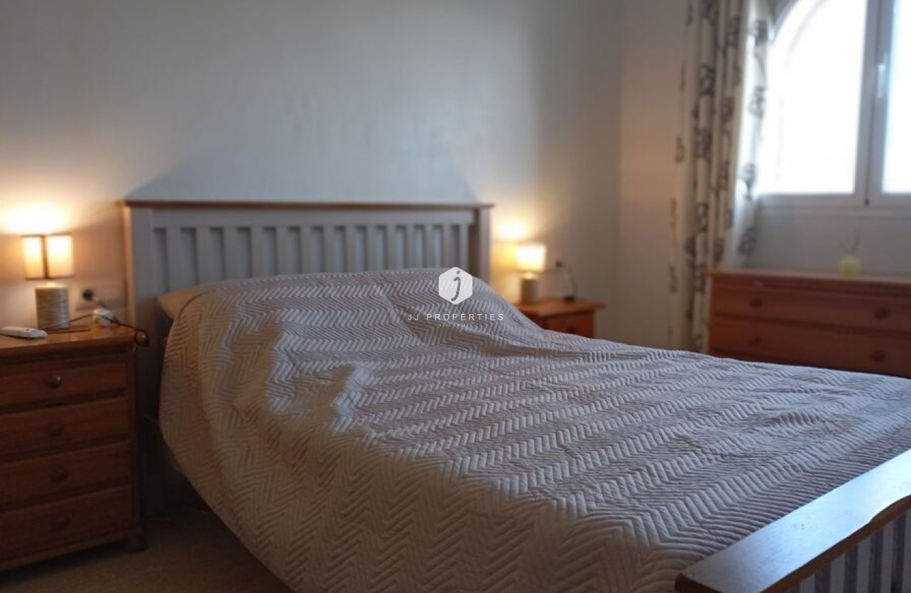 Resale - Duplex -
Daya Vieja - Costa Blanca