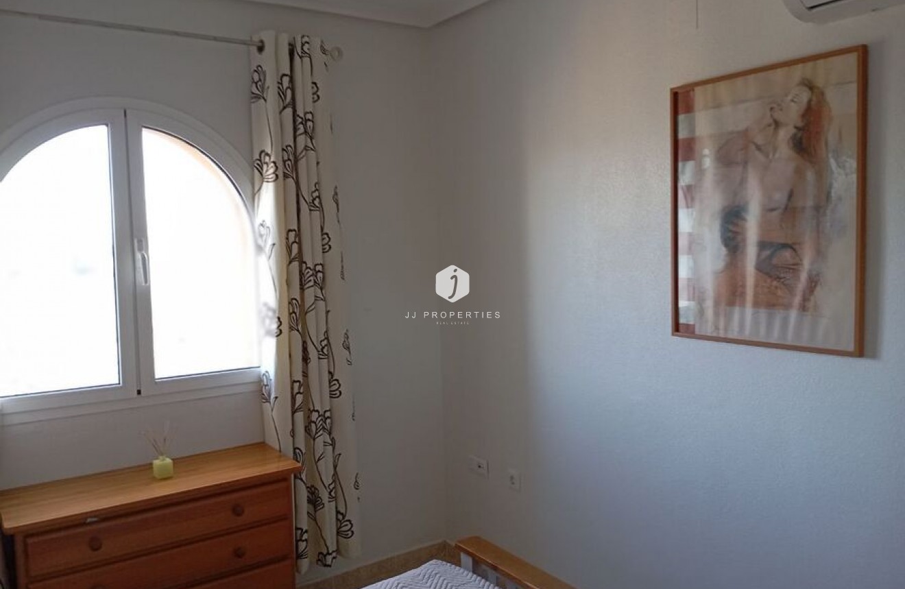 Resale - Duplex -
Daya Vieja - Costa Blanca