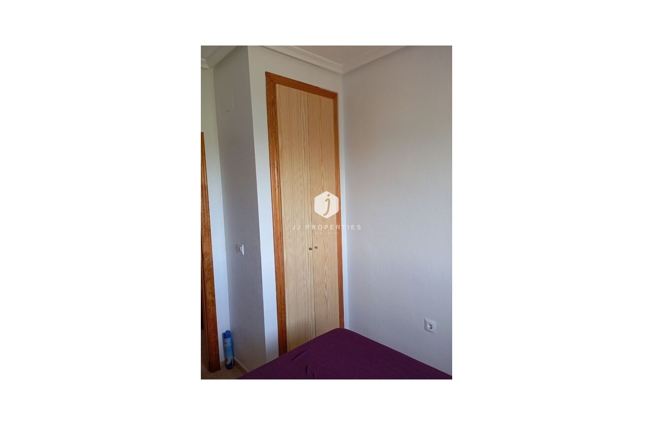 Resale - Duplex -
Daya Vieja - Costa Blanca