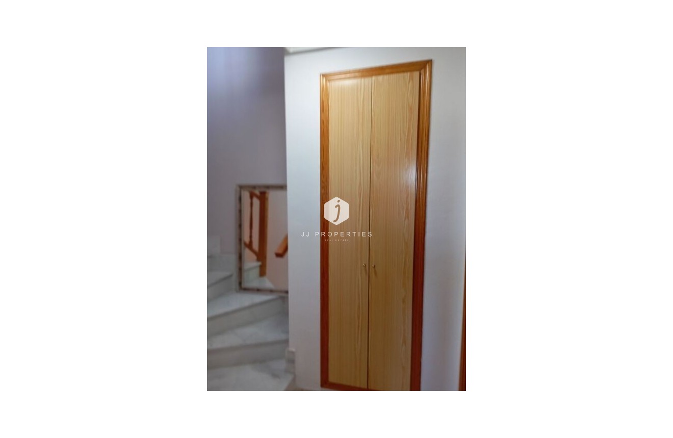 Resale - Duplex -
Daya Vieja - Costa Blanca