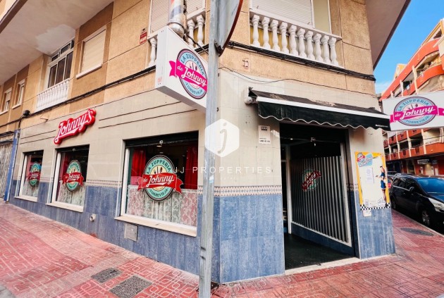 Resale - Commercial -
Torrevieja - Playa del cura