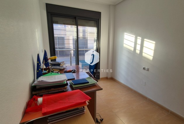 Resale - Duplex -
Torrevieja - Costa Blanca