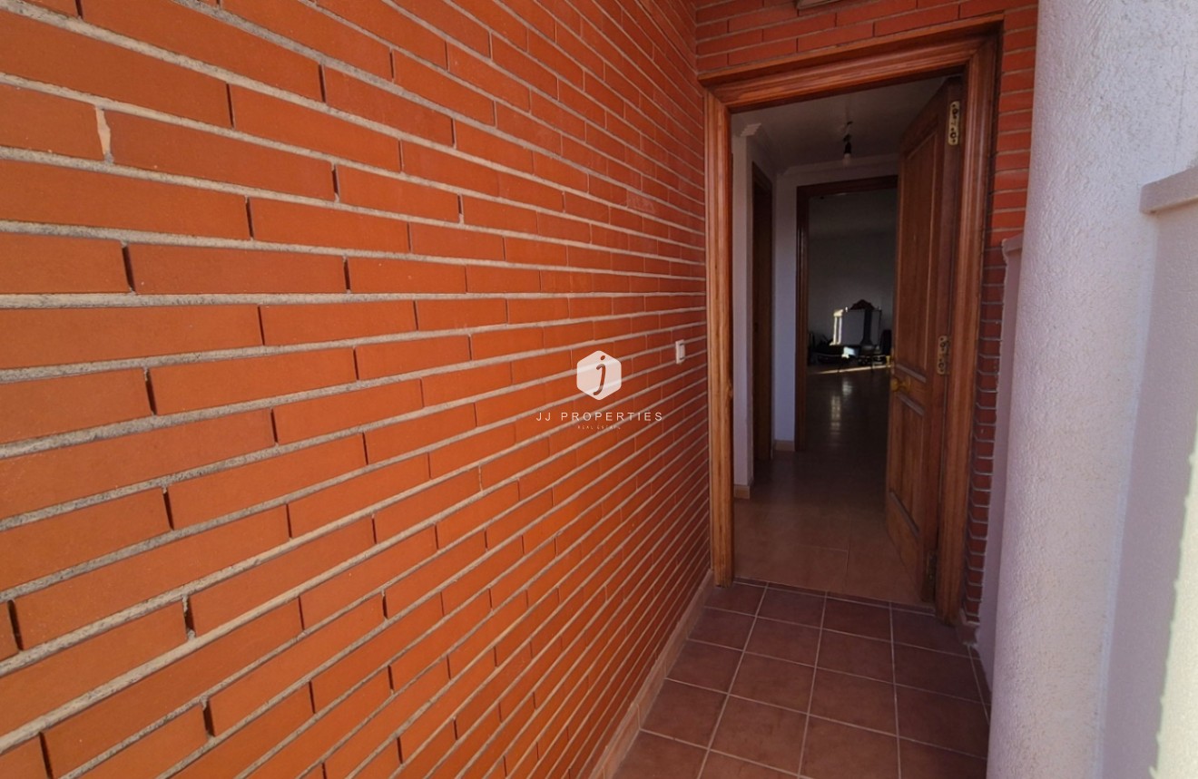 Resale - Duplex -
Torrevieja - Costa Blanca